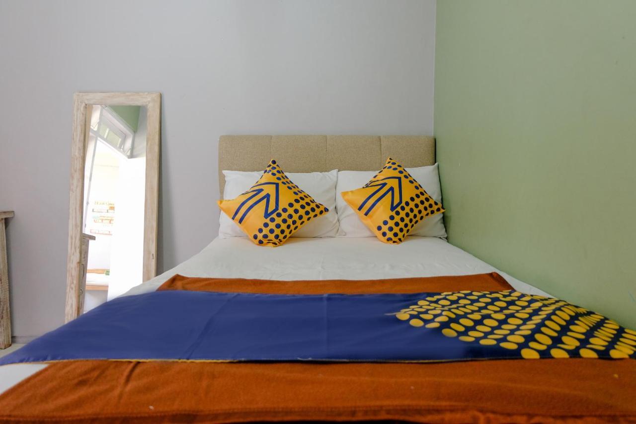 Spot On 1712 Griya Shanta Residence Μαλάνγκ Εξωτερικό φωτογραφία