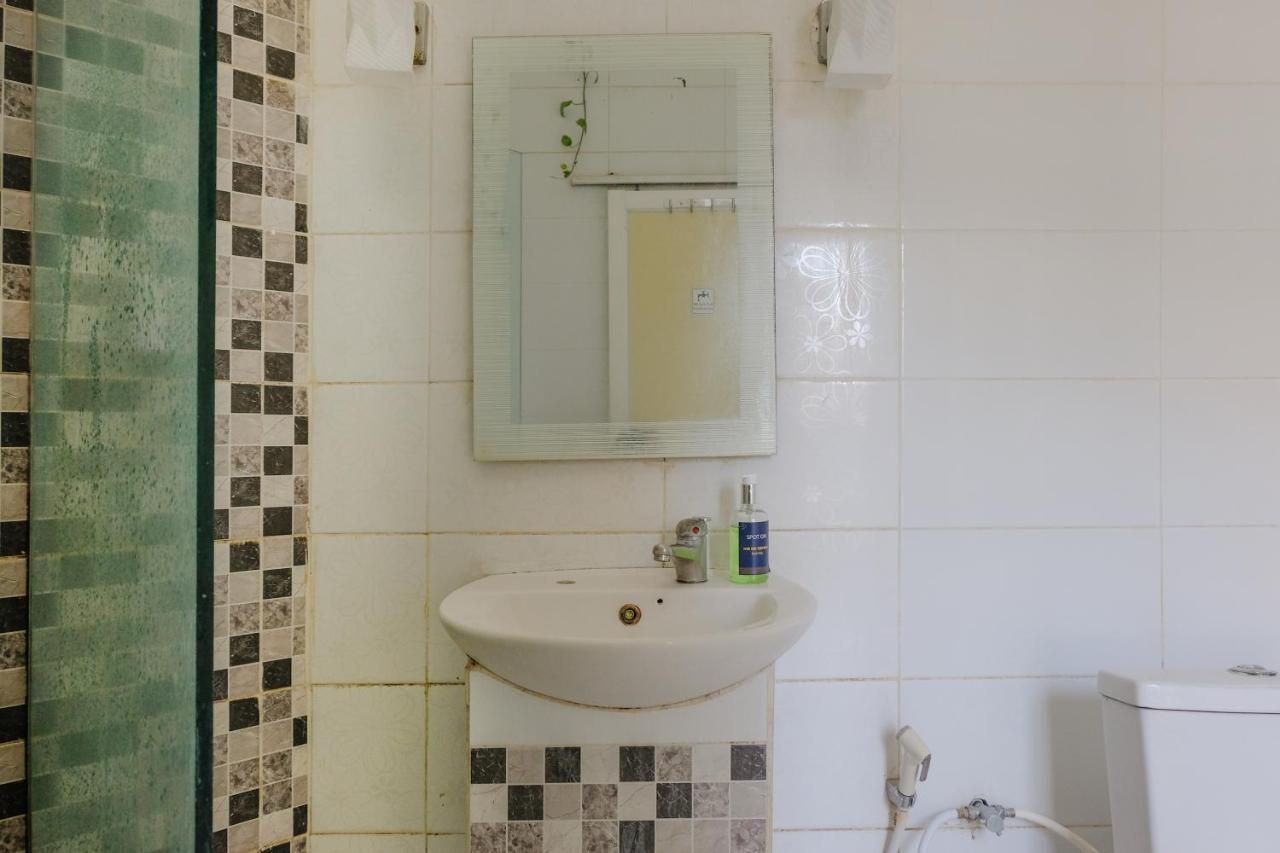 Spot On 1712 Griya Shanta Residence Μαλάνγκ Εξωτερικό φωτογραφία